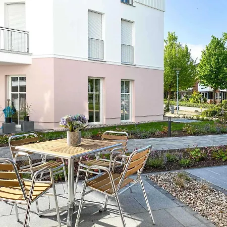 Duenenliebe Apartment 10 *